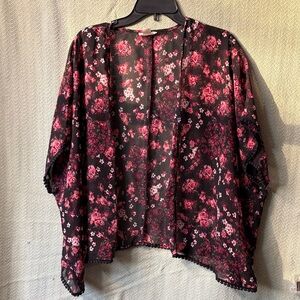 Chic Black and Pink Floral Women's Kimono